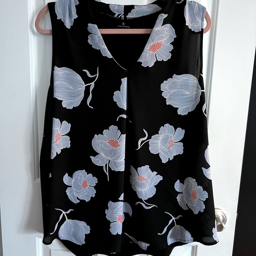 Womens Sleeveless blouse